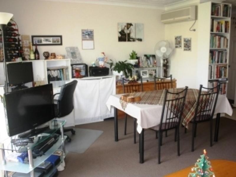 38 Labrador St, Labrador QLD 4215
