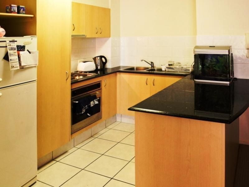 38 Labrador St, Labrador QLD 4215