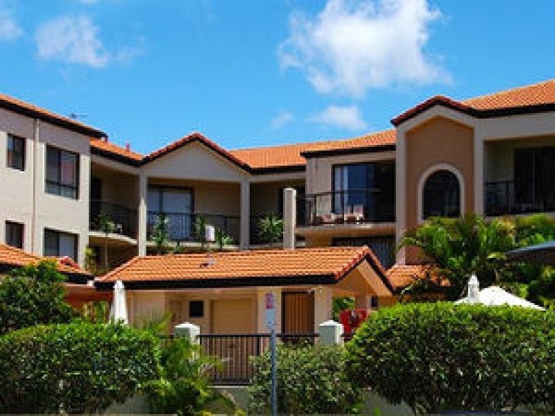 Chevron Island QLD 4217