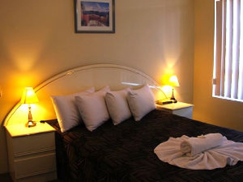 Chevron Island QLD 4217