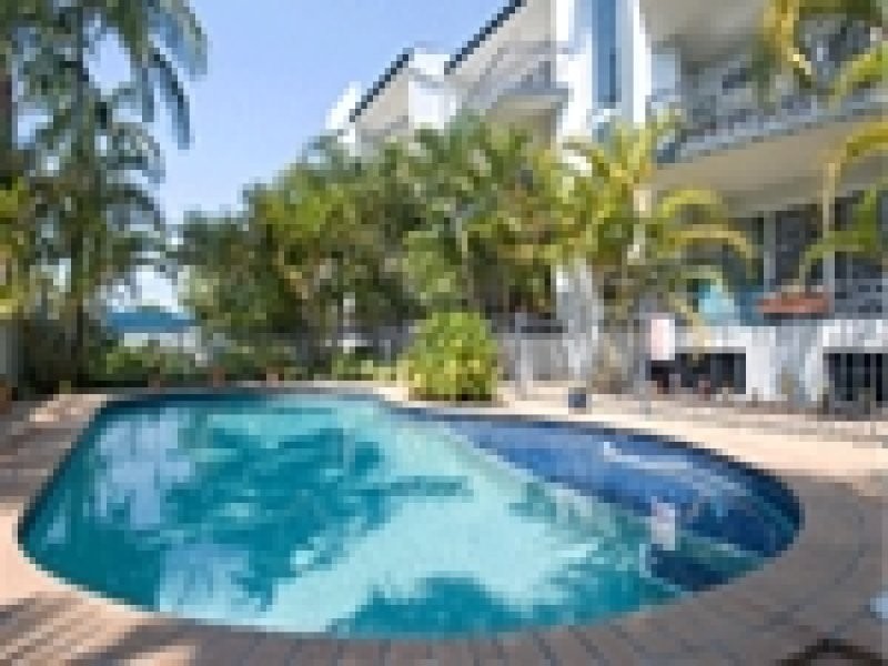 Chevron Island QLD 4217