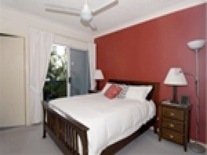 Chevron Island QLD 4217