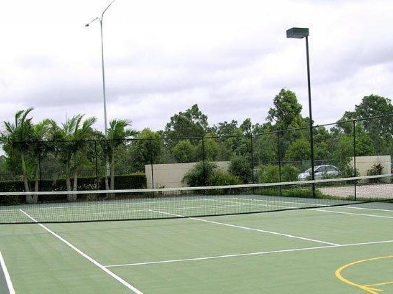 66 University Drive University Drive, Meadowbrook QLD 4131