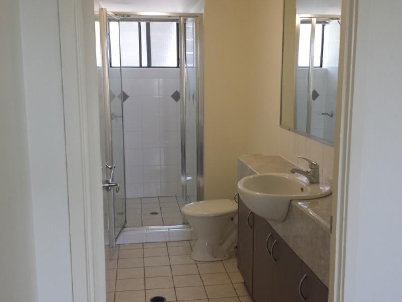 66 University Drive University Drive, Meadowbrook QLD 4131