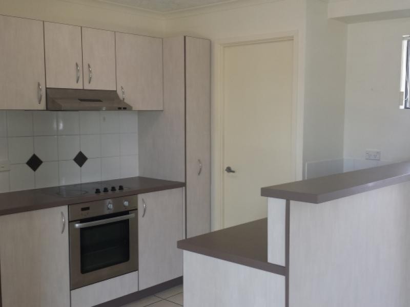 66 University Drive University Drive, Meadowbrook QLD 4131