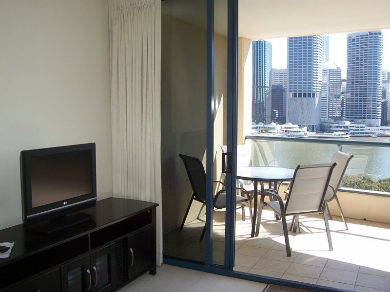 321 Main Street, Kangaroo Point QLD 4169