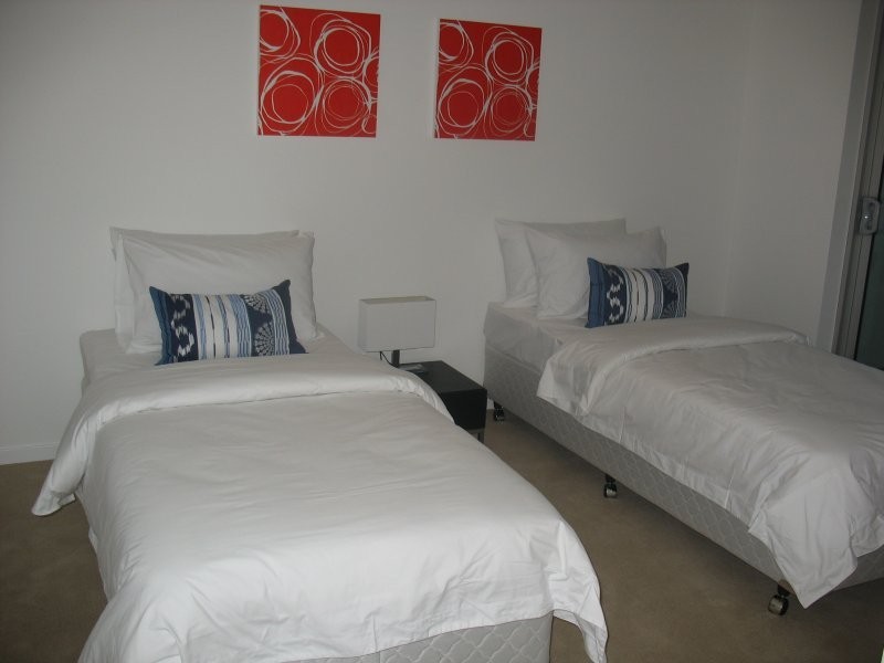 53 Darrambal, Surfers Paradise QLD 4217
