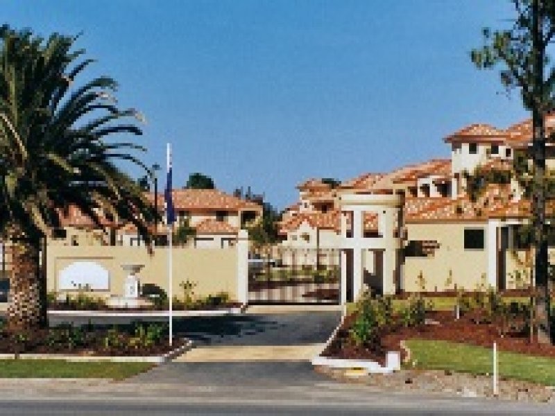 Hope Island QLD 4212