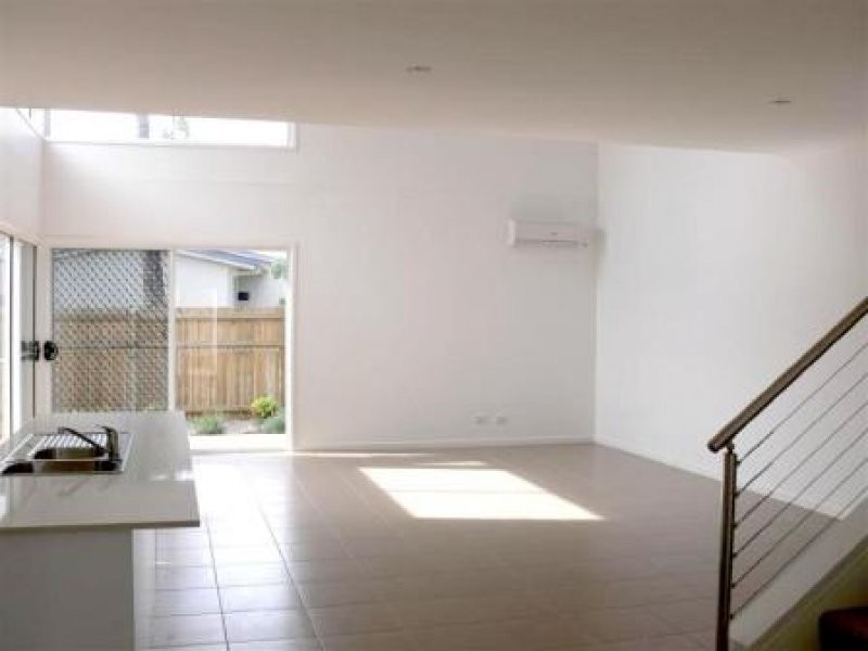 71 Elizabeth St, Hervey Bay QLD 4655