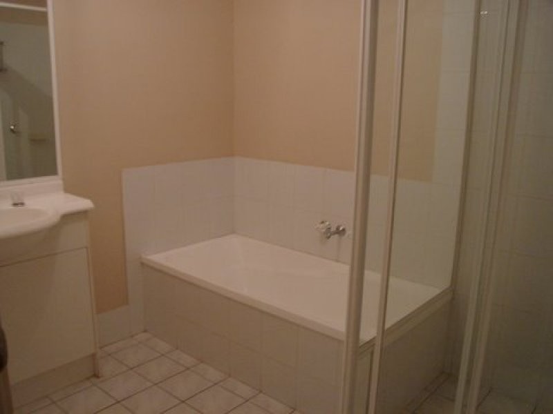 20 / 6 Buddy Holly Close, Parkwood QLD 4214