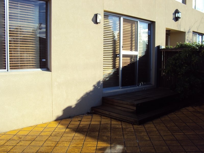 213 Grange Rd, Carnegie VIC 3163