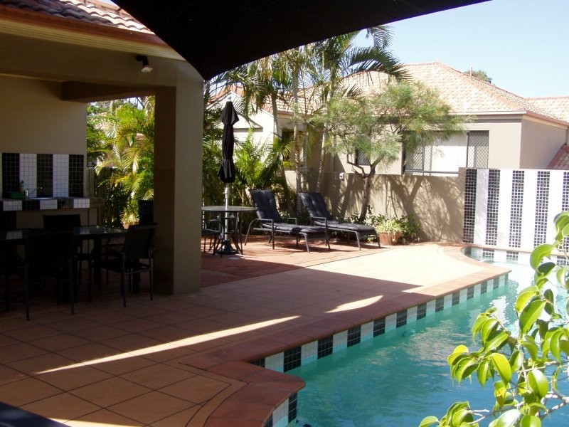 Ashmore QLD 4214