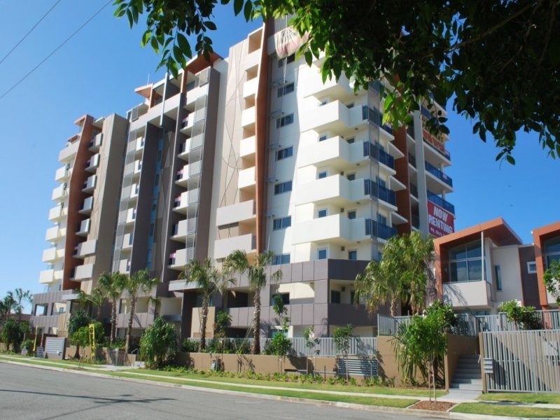 26/53 Darrambal, Chevron Island QLD 4217