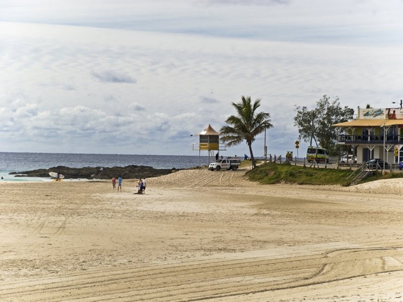 ID 8099, Rainbow Bay QLD 4225