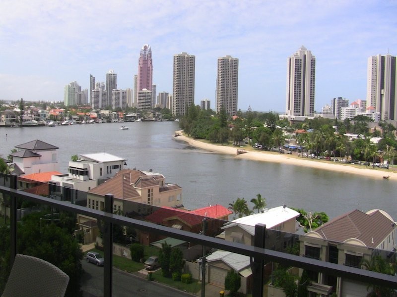 53 Darrambal, Surfers Paradise QLD 4217