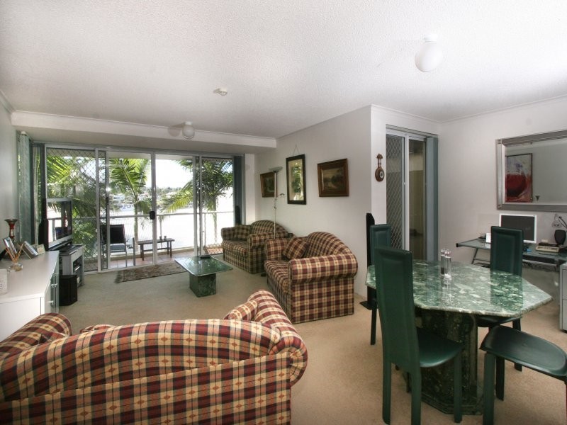 135 Macquarie Street, Teneriffe QLD 4005