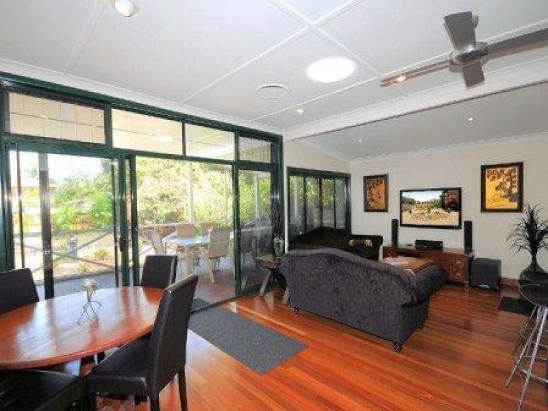 602 The Esplanade, Hervey Bay QLD 4655