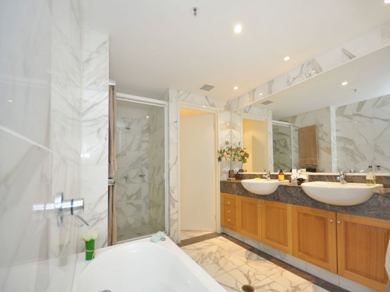 103/2 Goodwin Street, Kangaroo Point QLD 4169