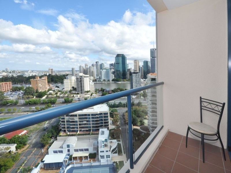 103/2 Goodwin Street, Kangaroo Point QLD 4169