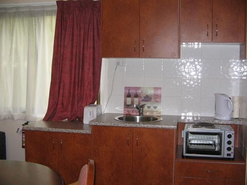 421 Kessels Road, Robertson QLD 4109