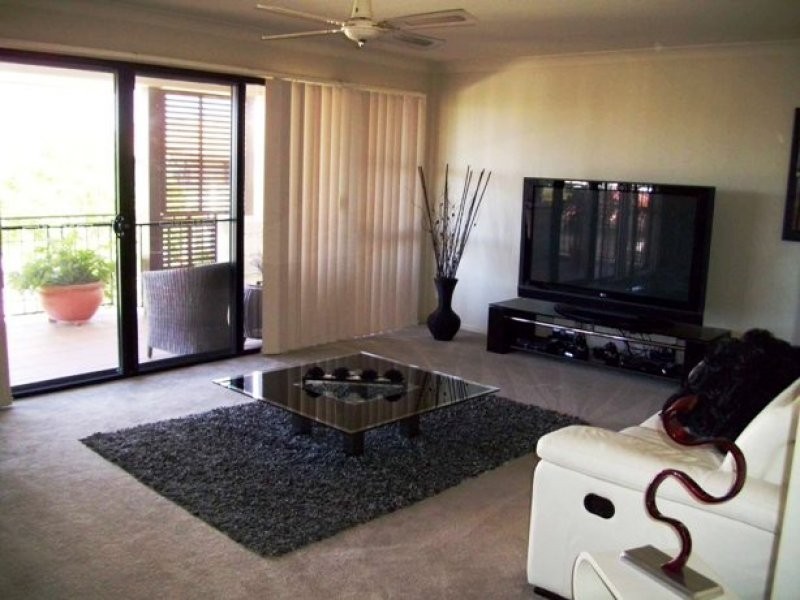 ID 8111, Varsity Lakes QLD 4227