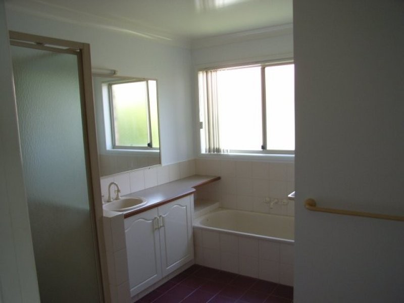 Kearneys Spring QLD 4350