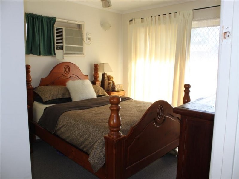 133 Sheehan Ave, Hope Island QLD 4212