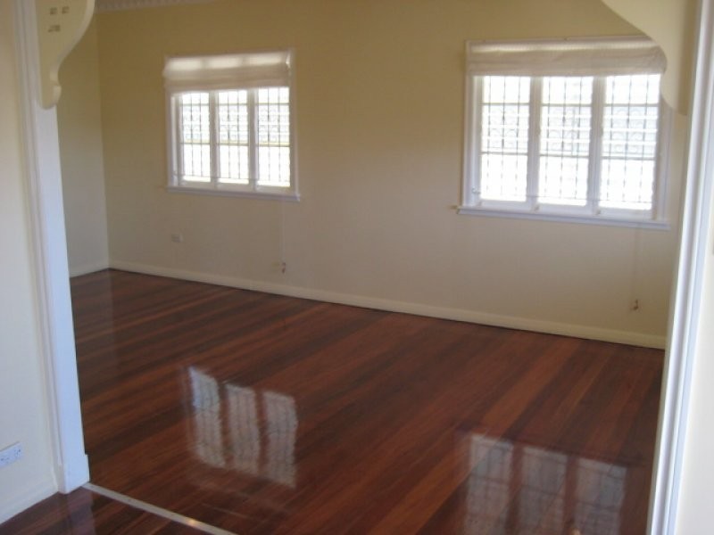 39 Junction Road, Morningside QLD 4170