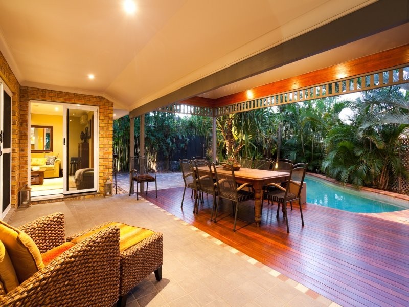 9 Consuelo Court, Carindale QLD 4152