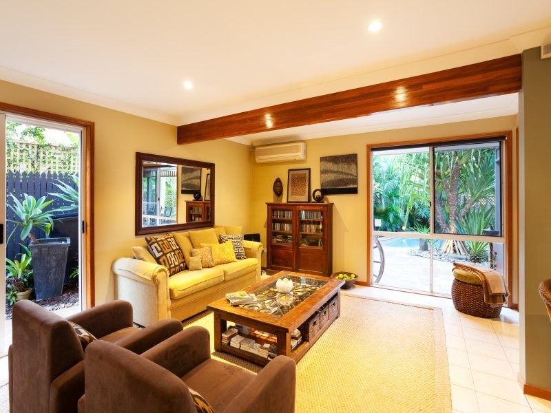 9 Consuelo Court, Carindale QLD 4152