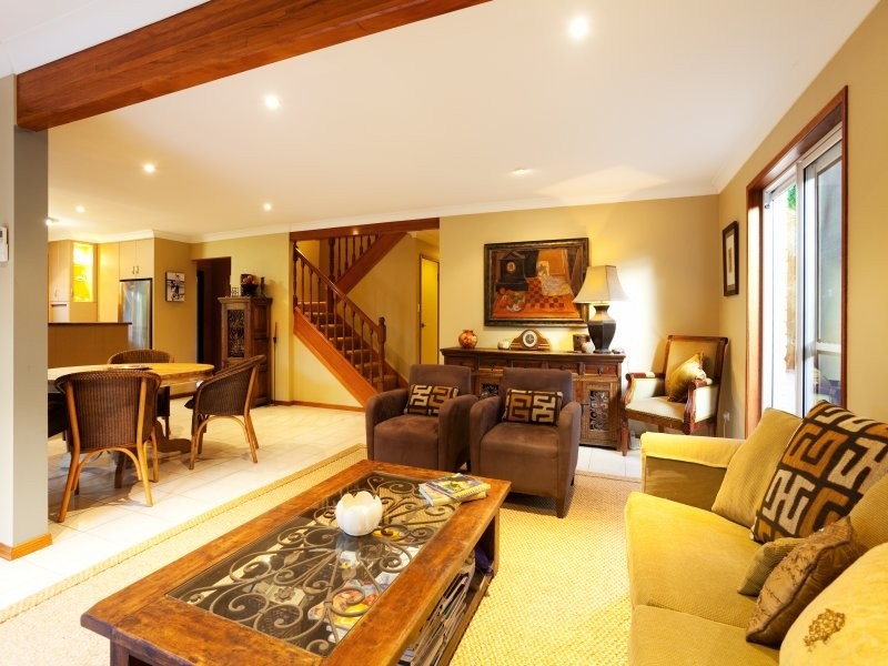 9 Consuelo Court, Carindale QLD 4152