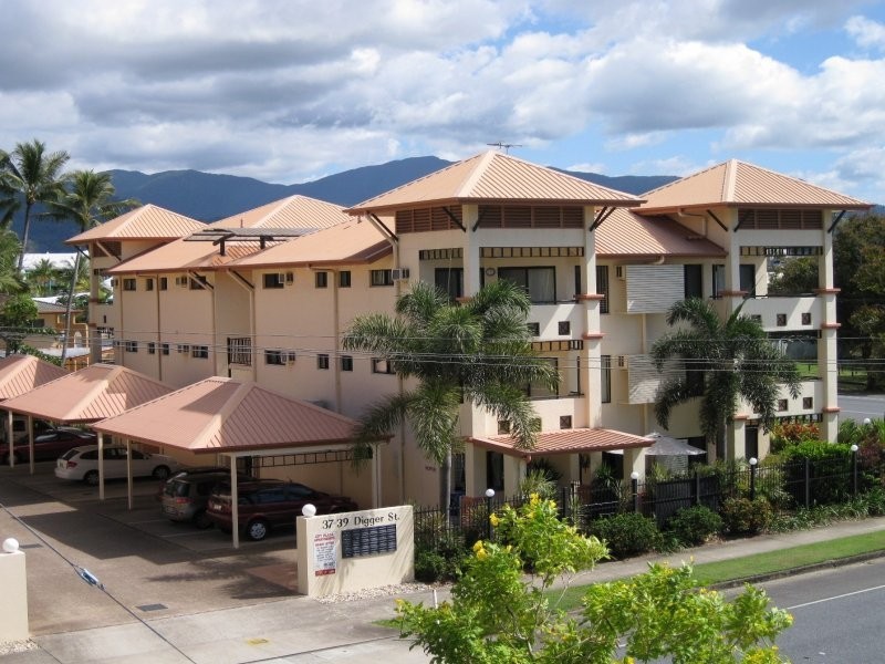 Cairns QLD 4870