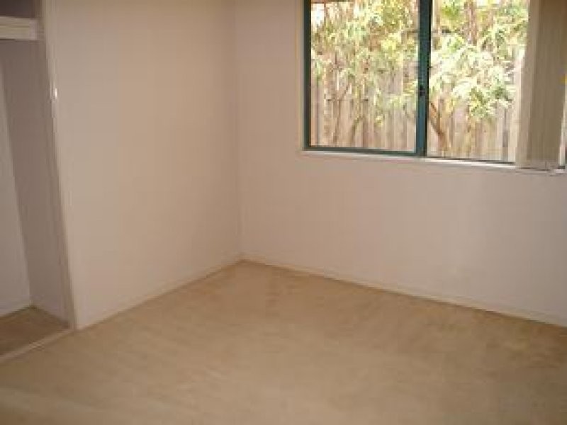 15 / 6 Buddy Holly Close, Parkwood QLD 4214