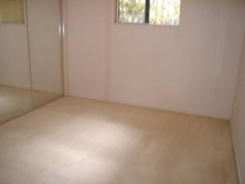 15 / 6 Buddy Holly Close, Parkwood QLD 4214