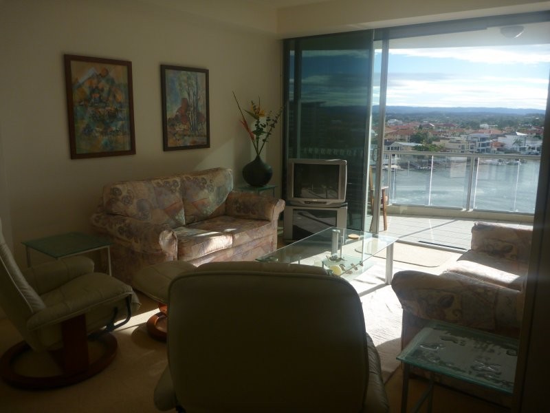 40 Riverview Pde, Surfers Paradise QLD 4217