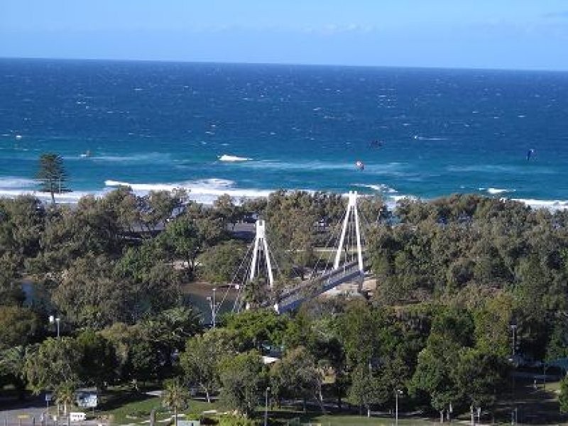 Paradise Waters QLD 4217