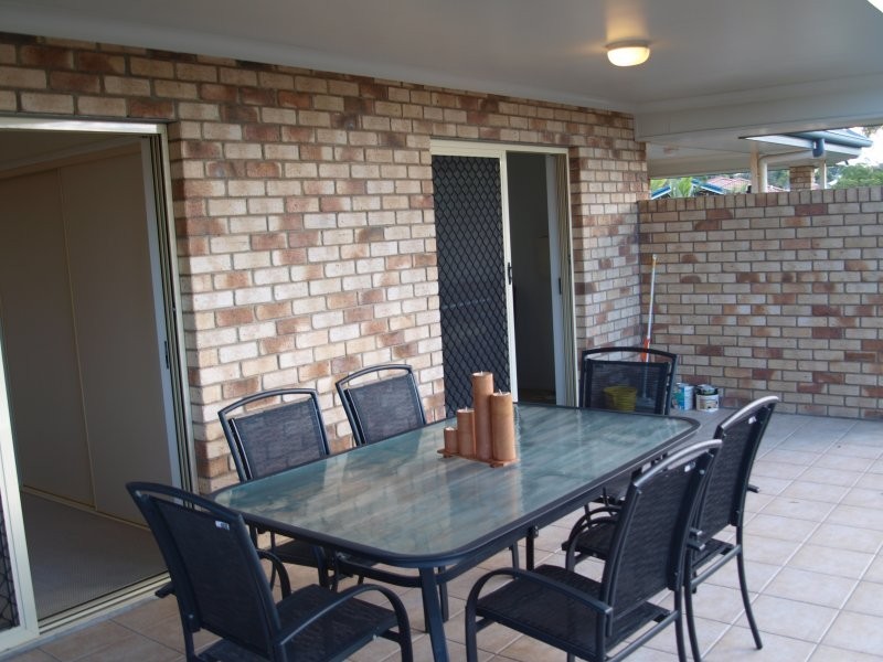 Unit 4/16 Flavelle Street, Carina QLD 4152