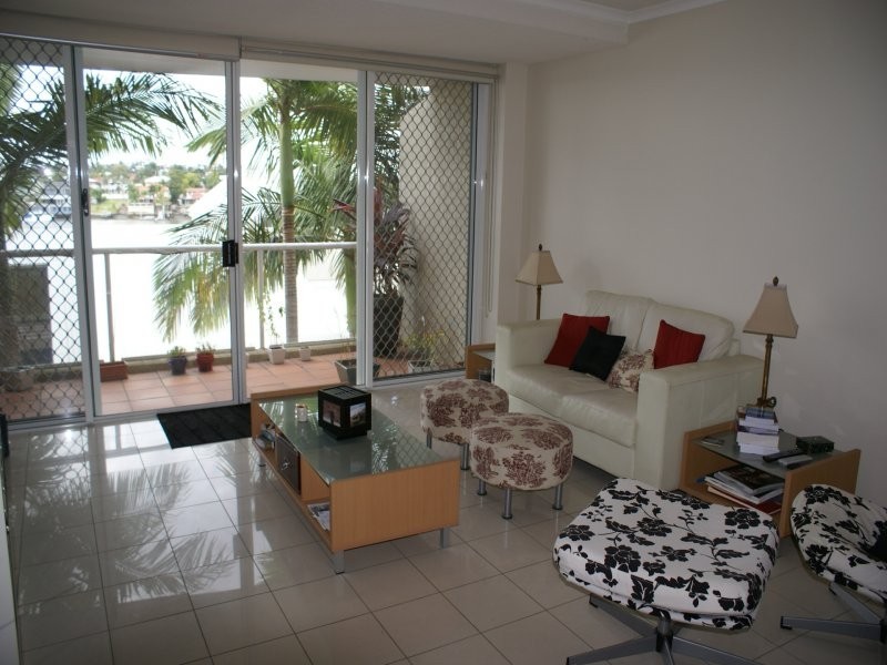 135 Macquarie Street, Teneriffe QLD 4005