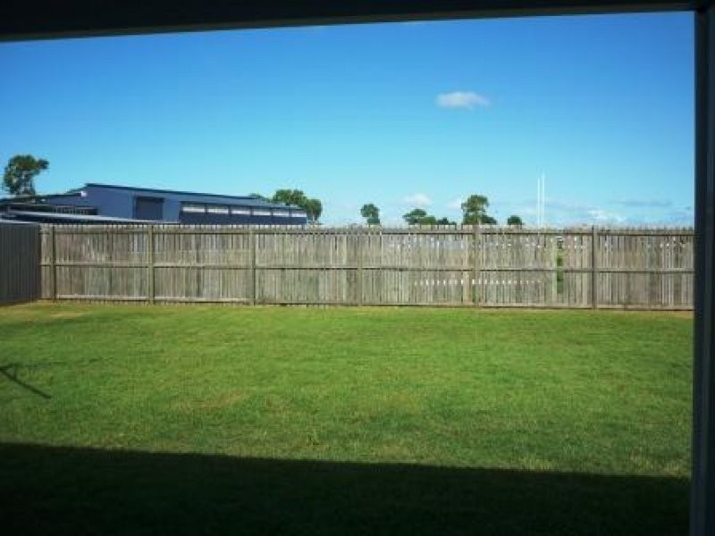 27 WIDEBAY DRIVE, Hervey Bay QLD 4655