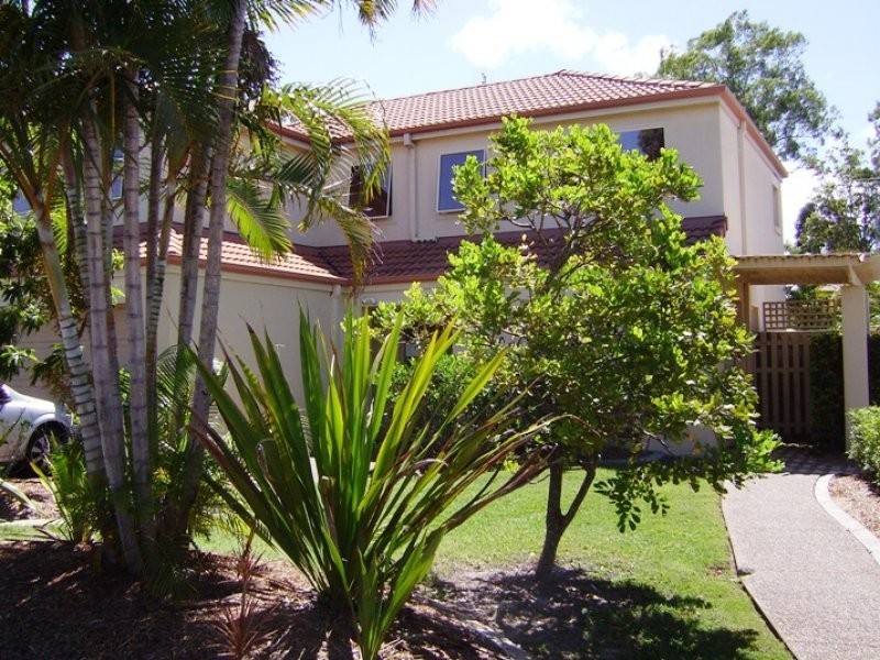 ID 7830, Arundel QLD 4214