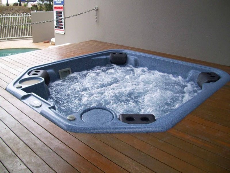 ID 8130, Airlie Beach QLD 4802