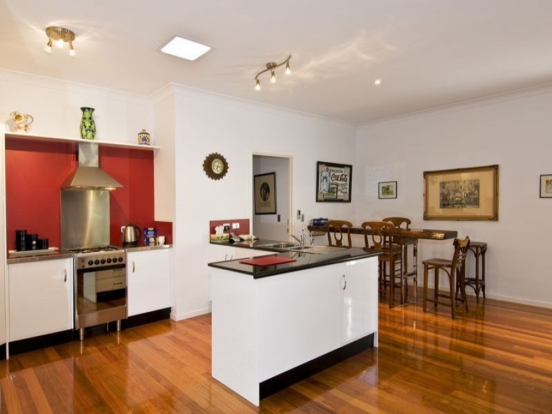 ID 8131, Wongawallan QLD 4210