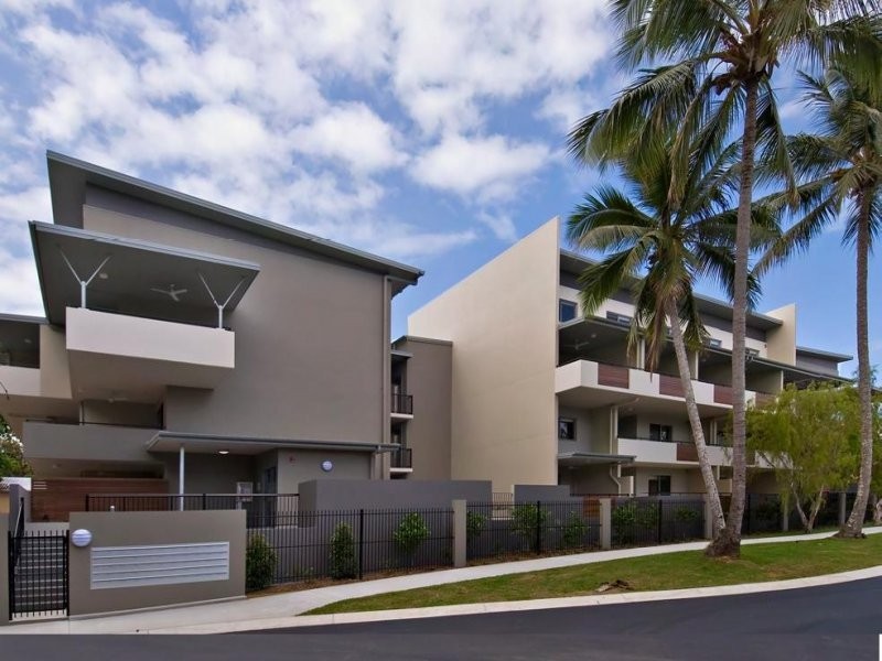 Yorkeys Knob QLD 4878