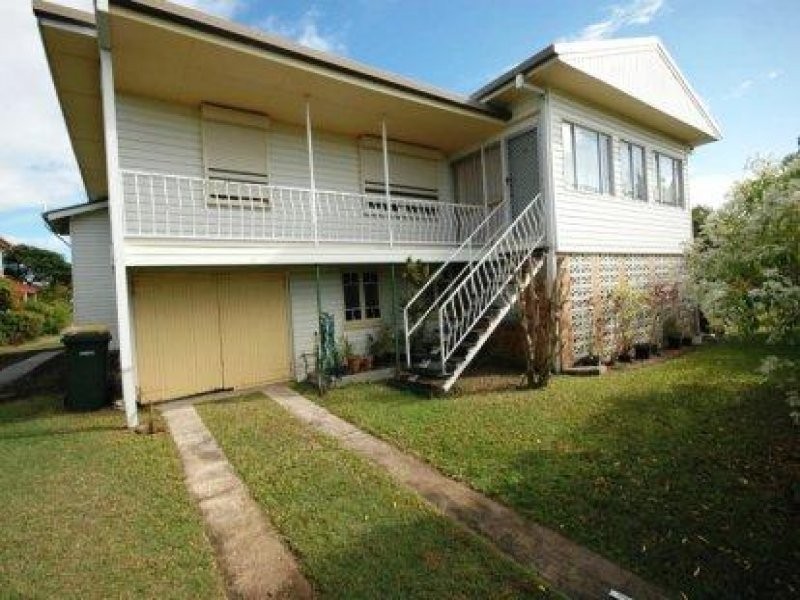 45 BIDEFORD ST, Torquay QLD 4655