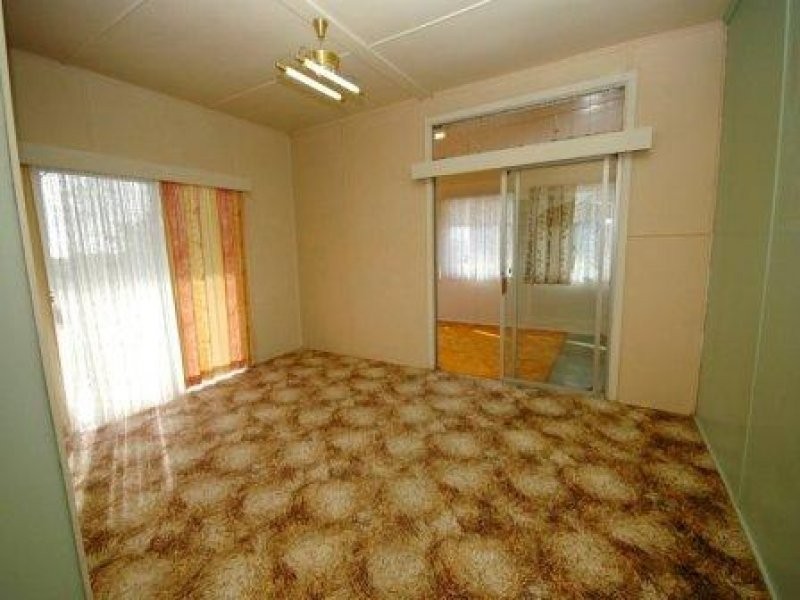 45 BIDEFORD ST, Torquay QLD 4655