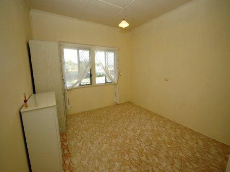 45 BIDEFORD ST, Torquay QLD 4655