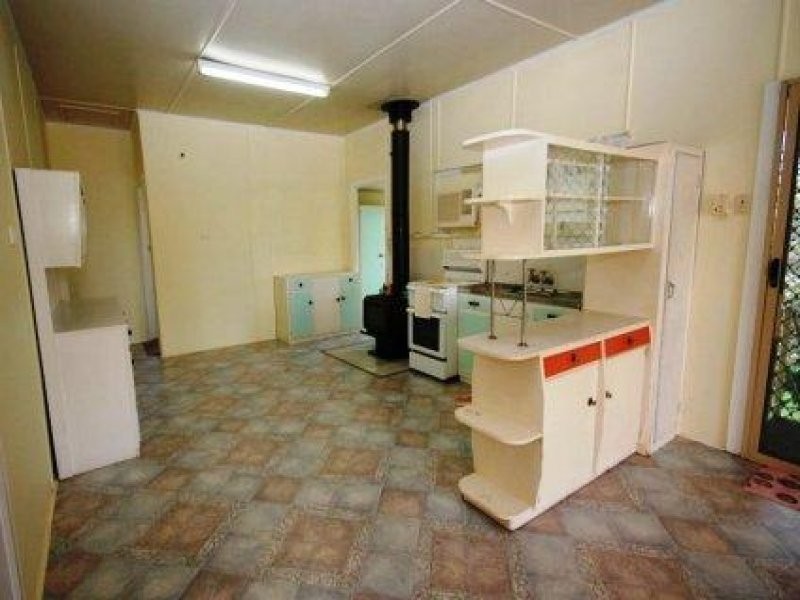 45 BIDEFORD ST, Torquay QLD 4655