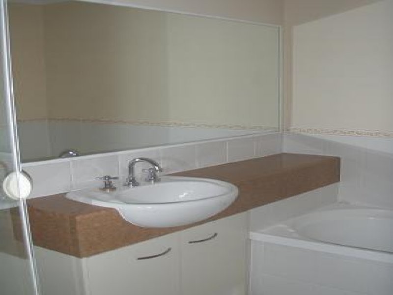 Carrara QLD 4211