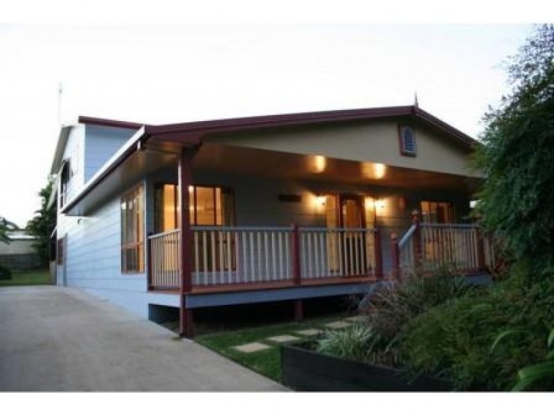 8 SPENCE ST, Hervey Bay QLD 4655