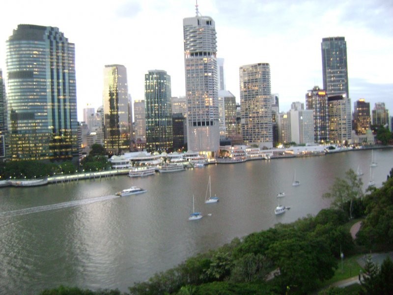 321 Main Street, Kangaroo Point QLD 4169